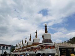 -塔尔寺游客服务中心