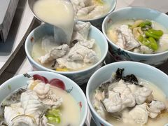 -新光酒家·河豚·海鲜·蟹料理(浦东店)