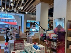 -裕华国货(牛车水总店)