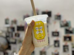 招牌木樨酒酿奶茶-伏小桃(东汇城店)
