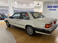 -杭州中沃沃尔沃4S店(滨江区店)