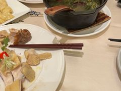 -沙龙酒家