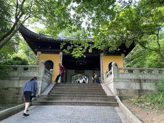 -灵岩山风景区