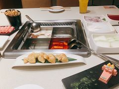 -海底捞火锅鲜切牛肉主题店(长寿路店)