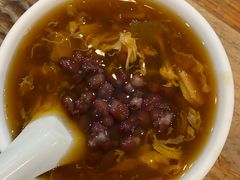红豆马蹄沙-沙湾姜埋奶(兴新包店)