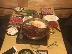 -江湖餐厅–重庆九宫格老火锅