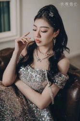 -欣薇婚纱(新源乐汇城店)