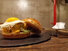 -HIGH FIVE哈福手工汉堡(桂林路店)