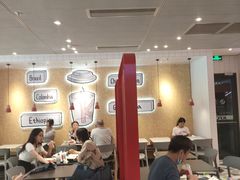 大堂-肯德基(朝阳门店)