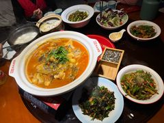-魏铭鱼头捞饭(晋阳路店)