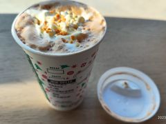 -星巴克臻选(上海虹桥新天地三店)