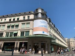 -乐蓬马歇百货公司(Rive Gauche)