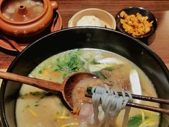-银米·云南传统过桥米线(双廊黑金冠店)