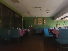 -香巴拉云南餐厅(华莱坞店)