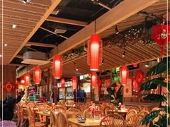 大堂-野山舂·贵州现舂酸汤火锅(鸿通城店)