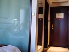 -锦龙国际酒店(天津奥体中心华苑地铁站店)