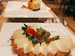 红丝绒蛋糕-大中华希尔顿酒店-念自助餐·嗨啤·小龙虾