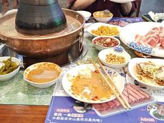 -楼外楼大刀肉传统火锅(西安大路店)