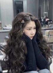 -IU潮牌·SALON