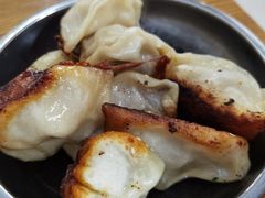 -黄阿姨锅贴大王(万航渡路店)