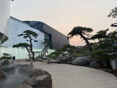 -罗红摄影艺术馆