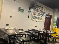 -牛一煲美食(江高店)