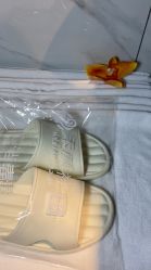 -禾颜社·精致美容