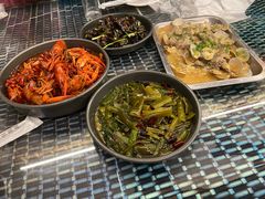 -去吃小龙虾·江湖菜·烧烤(南滨路店)