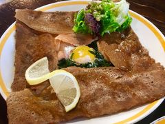 烟熏三文鱼芝士菠菜荞麦饼-La Creperie法餐厅(桃江路店)