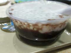 红豆西米鲜奶-百花传统甜品店(原址店)