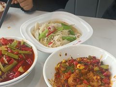 -独一佳老胡湘菜馆(矿山路店)