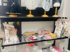 -Pets First伊珊娜洗护·精致美容·家庭式寄养(新会路店)
