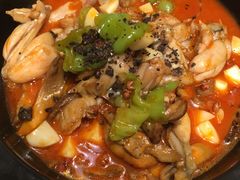黑松露牛肝菌焖牛蛙-云海肴·汽锅鸡·云南菜(广安门天虹店)