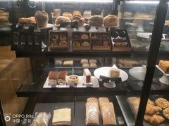面包甜点陈列柜-星巴克(夏日百货店)