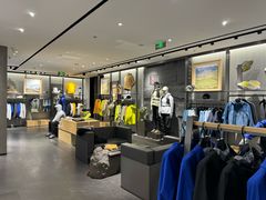 -ARC'TERYX始祖鸟(北京王府中环店)