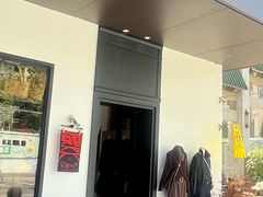 -溪岸路花鸟市场