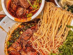 -李与白包子铺(桐梓林店)
