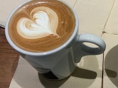 KAFA卡布奇诺-LAVAZZA拉瓦萨咖啡(中航城君尚购物中心店)