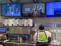 -奈雪的茶(亨特国际广场店)