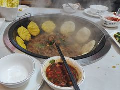 -曹丞相·地锅鸡·地锅鱼(武林店)