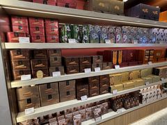-奇华饼家(香港国际机场T1店)