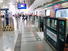 -朱辛庄(地铁站)