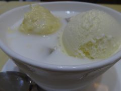 -甜心妈妈·榴莲星级糖水(北京路总店)
