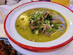 -霄汉牛三鲜湖北砂锅菜(万松园2店)