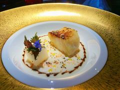 香烤黑鳕鱼配马拉巴黑胡椒汁-L'ATELIER de Joel Robuchon(外滩18号店)