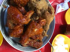 -BHC炸鸡(明洞总店)