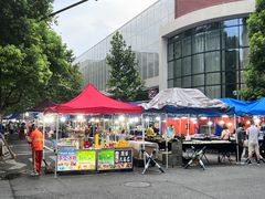 -吴山路夜市