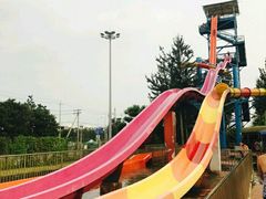 -欢乐水魔方水世界