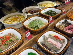 -头上红煨盐鸡·非遗院子餐厅