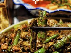 烧焦皮蛋兔-李双猪·小龙虾·烧烤·羊肉煲(乐山店)